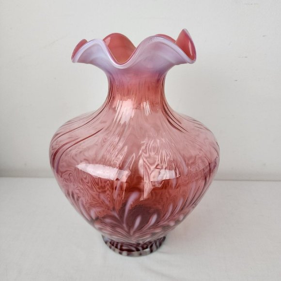 VTG Fenton Vase 11.5" Daisy & Fern Cranberry Opalescent Glass Ruffled White Pink - Picture 8 of 10